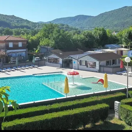 4 Personnes Parque de Campismo Foix